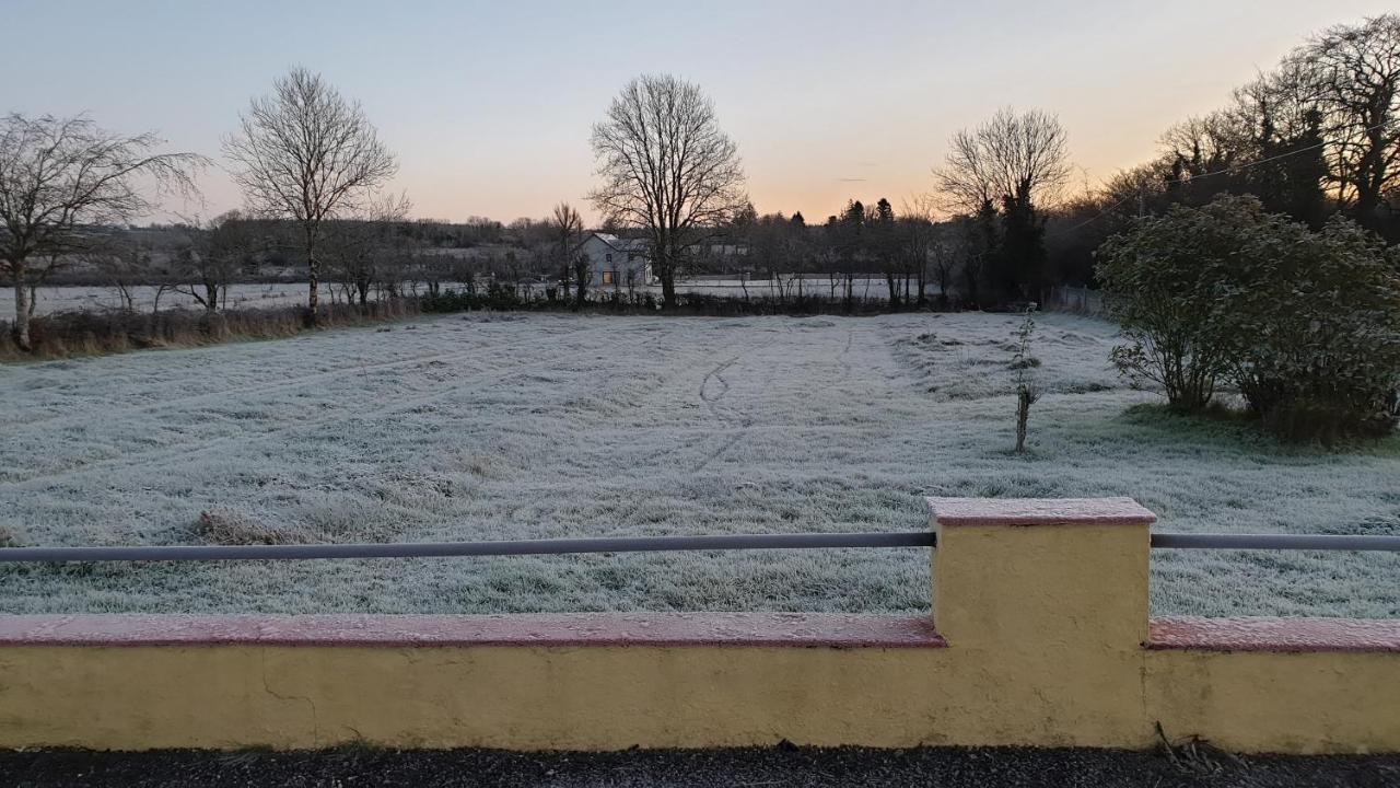 Sunnyside Bed & Breakfast Strokestown Bagian luar foto